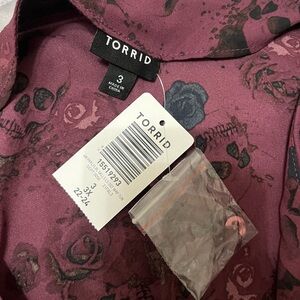 Women’s tie top , Size 3X, Brand is Torrid